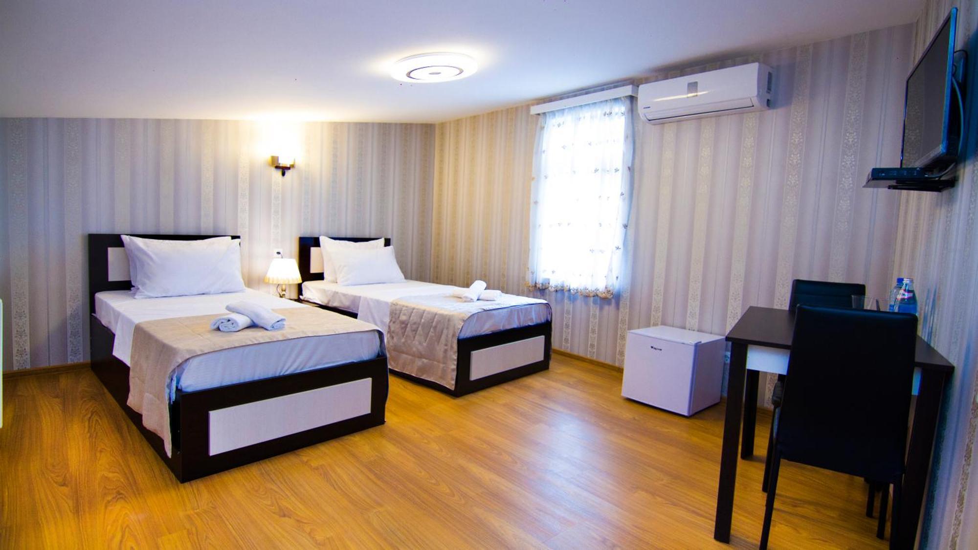 Hotel Brick House Tbilisi Ngoại thất bức ảnh