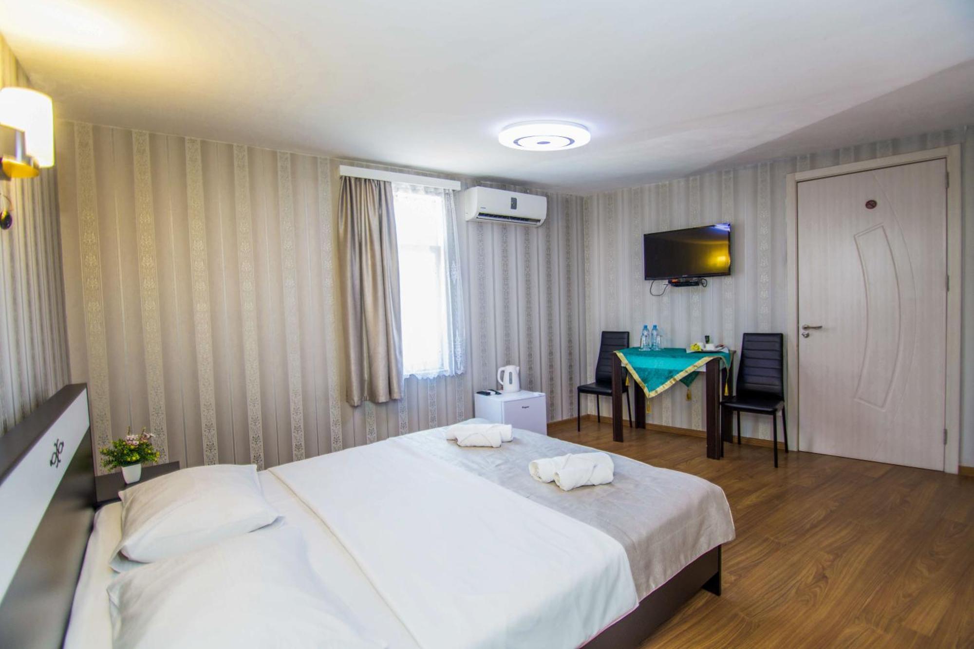 Hotel Brick House Tbilisi Ngoại thất bức ảnh